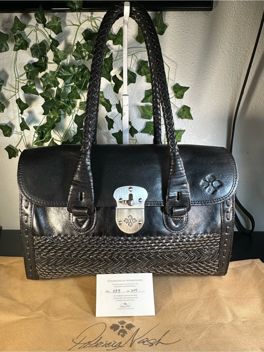 Patricia Nash Discovery Signature Collection Mazaro Fine Weave Satchel - RARE